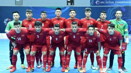 DTS-Giải futsal lệ Á 2018: Tuyển Việt Nam xuất dung nhan chiếm vé vào tứ kết